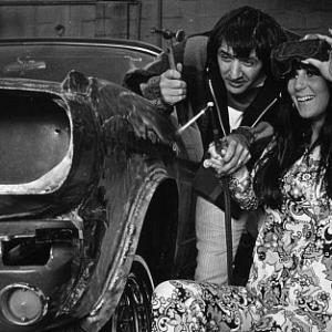 967134 CHER  SONNY BONO AT PLAY WITH THEIR CUSTOM 1966 MUSTANG