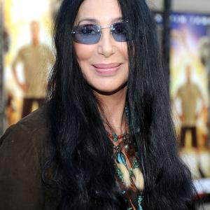 Cher at event of Zoologijos sodo priziuretojas 2011