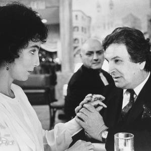 Still of Cher and Danny Aiello in Pamise (1987)