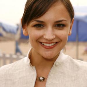 Rachael Leigh Cook at event of My First Wedding (2006)