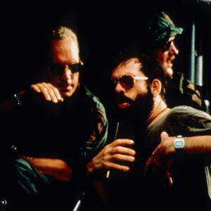Francis Ford Coppola and Robert Duvall in Siu dienu apokalipse 1979