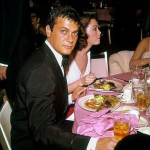 Academy Awards 32nd Annual Tony Curtis at Beverly Hilton 1960