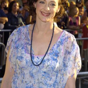 Joan Cusack at event of Raising Helen 2004