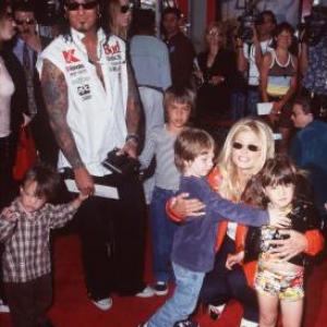 Donna D'Errico at event of Quest for Camelot (1998)