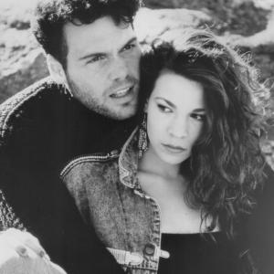 Still of Vincent DOnofrio and Lili Taylor in Mystic Pizza 1988