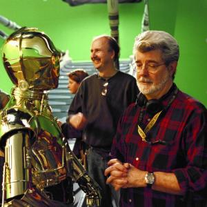 George Lucas and Anthony Daniels in Zvaigzdziu karai Situ kerstas 2005