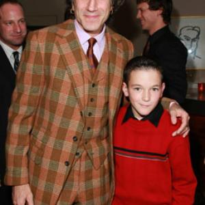 Daniel Day-Lewis and Dillon Freasier at event of Bus kraujo (2007)