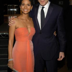 Daniel DayLewis and Halle Berry