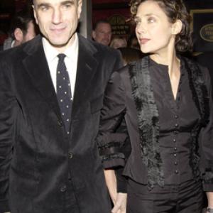 Daniel DayLewis at event of Empire 2002