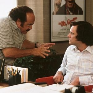 Still of Jim Carrey and Danny DeVito in Man on the Moon 1999
