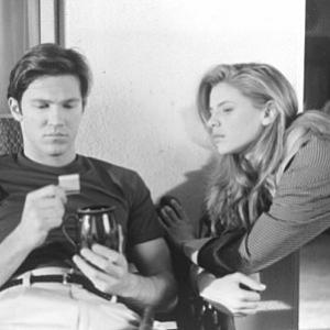 Still of Loren Dean and Traci Lind in The End of Violence (1997)