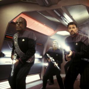 Still of Michael Dorn and Jonathan Frakes in Star Trek Nemesis 2002