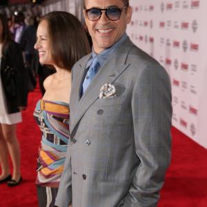Robert Downey Jr. and Susan Downey at event of Kersytojai 2 (2015)