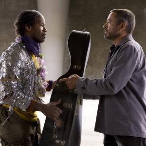 Still of Robert Downey Jr. and Jamie Foxx in The Soloist (2009)