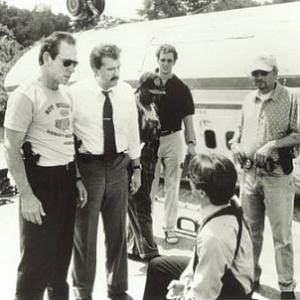 Tommy Lee Jones,Daniel Roebuck, Robert Downey Jr. and the cast of 