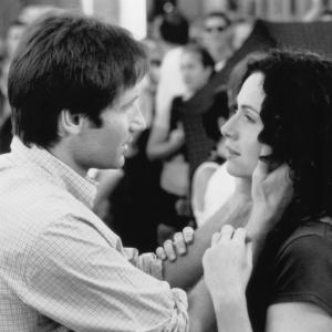 Still of David Duchovny and Minnie Driver in Return to Me (2000)
