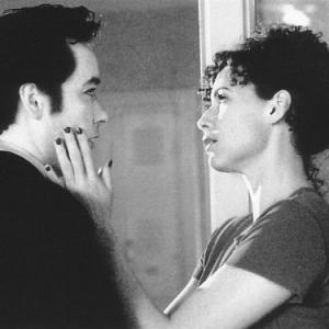 Still of John Cusack and Minnie Driver in Grosse Pointe Blank 1997