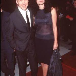 Kevin Spacey and Minnie Driver at event of Hurlyburly 1998