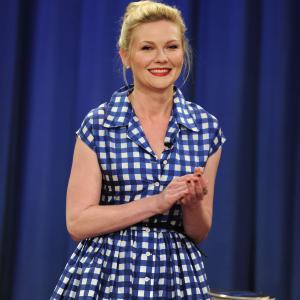 Kirsten Dunst at event of Late Night with Jimmy Fallon (2009)