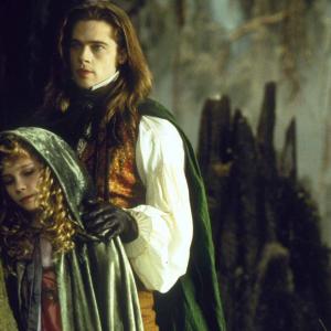 Still of Brad Pitt and Kirsten Dunst in Interviu su vampyru 1994