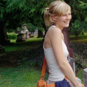Still of Kirsten Dunst in Elizabethtown (2005)