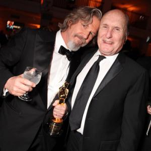 Jeff Bridges and Robert Duvall at event of The 82nd Annual Academy Awards (2010)