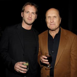 Robert Duvall and Josh Lucas at event of Thank You for Smoking 2005