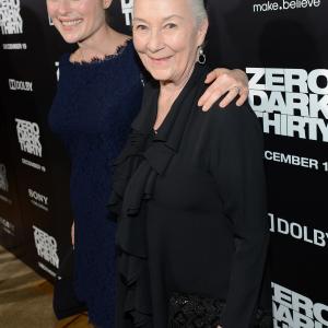 Jennifer Ehle and Rosemary Harris at event of Taikinys 1 2012