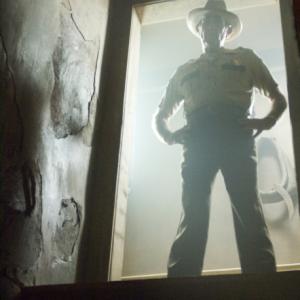 Still of R. Lee Ermey in Kruvinosios skerdynes Teksase: pradzia (2006)