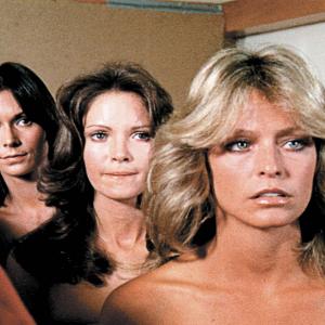 Still of Farrah Fawcett, Kate Jackson and Jaclyn Smith in Charlie's Angels (1976)
