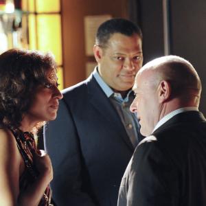 Still of Laurence Fishburne and Tracee Ellis Ross in CSI kriminalistai (2000)