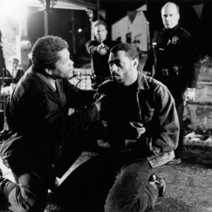 Still of Laurence Fishburne and Clarence Williams III in Deep Cover (1992)