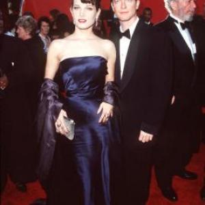 Bridget Fonda and Eric Stoltz at event of The 70th Annual Academy Awards (1998)