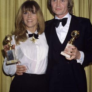 Jane Fonda and Jon Voight at The 43rd Annual Golden Globe Awards