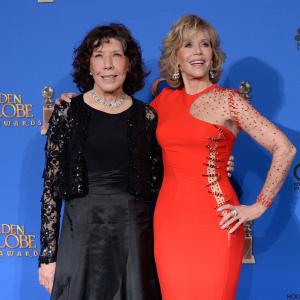 Jane Fonda and Lily Tomlin at event of 72nd Golden Globe Awards (2015)