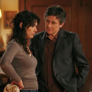 Still of Gabriel Byrne and Michelle Forbes in In Treatment (2008)