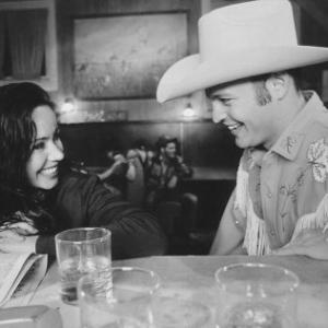 Still of Janeane Garofalo and Vince Vaughn in Clay Pigeons (1998)