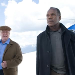 Still of Danny Glover and Ned Beatty in Snaiperis 2007