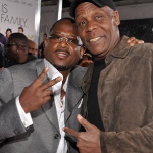 Danny Glover and Martin Lawrence at event of Death at a Funeral 2010