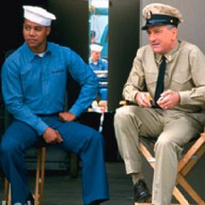 Robert De Niro and Cuba Gooding Jr in Men of Honor 2000