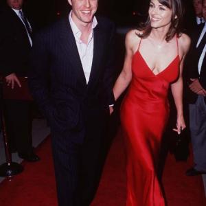 Elizabeth Hurley and Hugh Grant at event of Extreme Measures (1996)