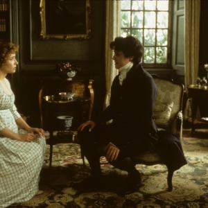 Still of Hugh Grant and Emma Thompson in Sense and Sensibility (1995)