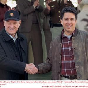 Still of Gene Hackman and Ray Romano in Welcome to Mooseport (2004)