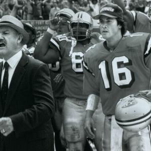 Gene Hackman & Keanu Reeves star in The Replacements - coming soon from Warner Brothers