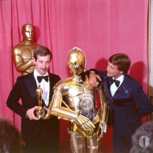 Special Achievement Award recipient Benjamin Burtt Jr with presenters Anthony Daniels as C3PO and Mark Hamill Star Wars at the 50th Academy Awards