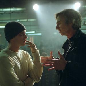 Curtis Hanson and Eminem in 8 mylia (2002)