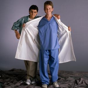 Still of Neil Patrick Harris and Max Casella in Doogie Howser, M.D. (1989)