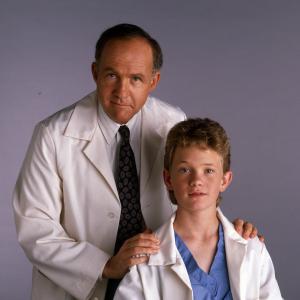 Still of Neil Patrick Harris and Lawrence Pressman in Doogie Howser MD 1989