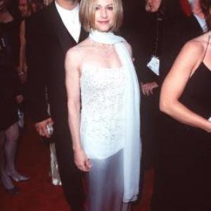 Holly Hunter at event of The 70th Annual Academy Awards (1998)
