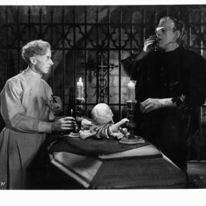 Still of Boris Karloff and Ernest Thesiger in Bride of Frankenstein (1935)